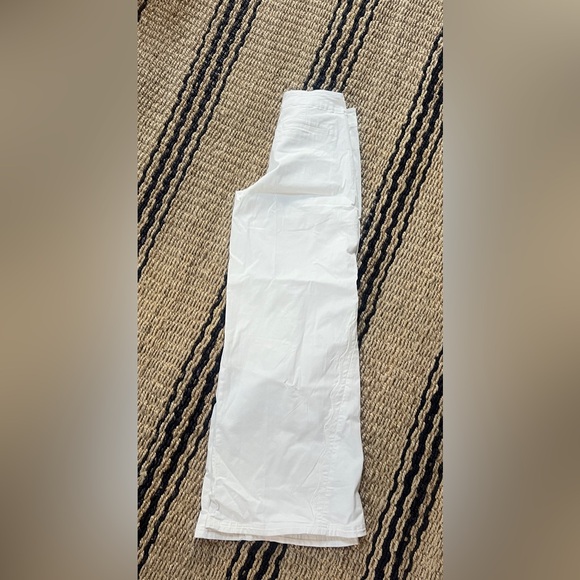 Maeve for Anthropologie white scallop wide leg trousers. Size 27. New with tags - Picture 5 of 8